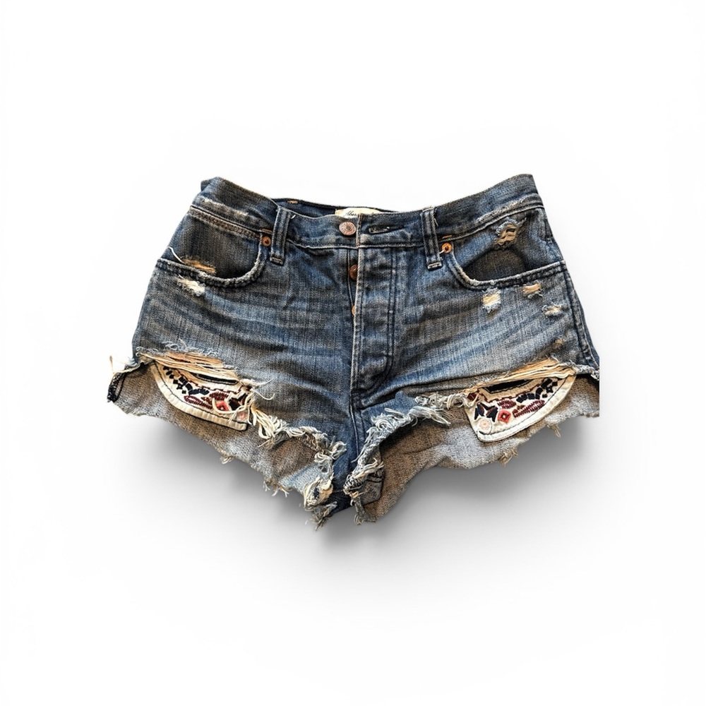 Abercrombie & Fitch Festival Embroidered Jean Shorts Size 0